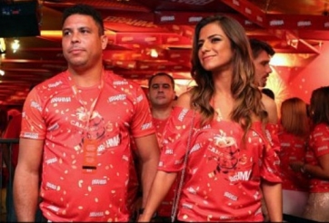 Ronaldo 'béo' trở thành chủ đề lễ hội carnival