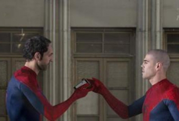 Video: Sao Barca và Real hóa thân thành người nhện chơi bóng