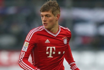 GĐ tài chính Bayern lên tiếng việc Kroos đòi sang MU