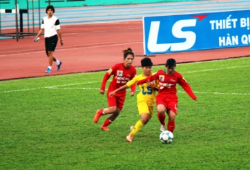 Giải bóng đá nữ Vô địch quốc gia: Phong Phú Hà Nam lên ngôi đầu bảng