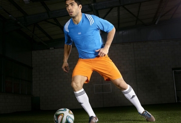 Luis Suarez được tài trợ ‘siêu vũ khí’ cho đại chiến với Man Utd