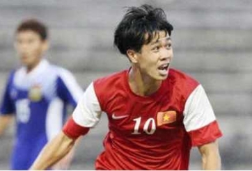 Video bóng đá: Công Phượng cảm thấy tuyệt vời khi lập cú đúp vào lưới U19 Arsenal