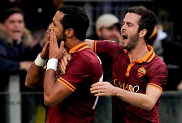 Barcelona quyết đấu Man Utd vì bộ đôi của Roma