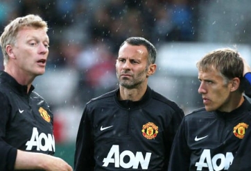 Ryan Giggs chỉ trích Moyes, nội bộ MU tiếp tục nổi sóng