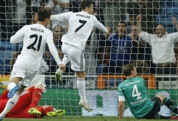 Video bàn thắng: Real 3-1 Schalke 04 (Champions League 2013/14)