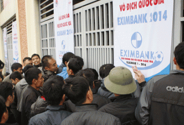 Cặp vé xem trận Than Quảng Ninh – HN.T&T giá 1 triệu