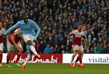 Video bàn thắng: Man City 5-0 Fulham (Vòng 31 - Ngoại hạng Anh)