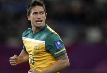 Harry Kewell tuyên bố giã từ nghiệp 'quần đùi áo số'