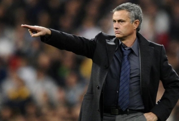 Mourinho hả hê vì Real Madrid nhận thất bại