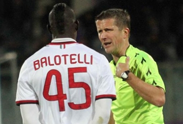 Balotelli lại gây hấn: Cái ông trọng tài ấy khiến tôi khó chịu