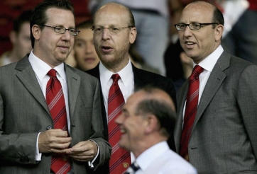 Nhà Glazer muốn vòi thêm tiền từ đề nghị của Beck, Giggs, Scholes…?