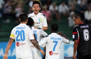 Samson lập hat-trick, Hà Nội T&T đại thắng ĐT.Long An