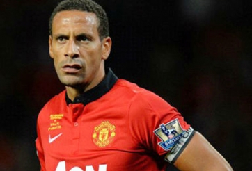 Rio Ferdinand không dám ra đường vì phong độ của Man United