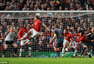 Video bàn thắng: MU 1-1 Bayern (Tứ kết Champions League 2013/14)