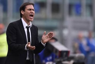 AS Roma trở lại cuộc đua vô địch, HLV Rudi Garcia vẫn chưa hài lòng