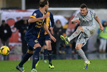 Chievo vs Hellas: Thành Verona sục sôi, 23h00 ngày 5/4