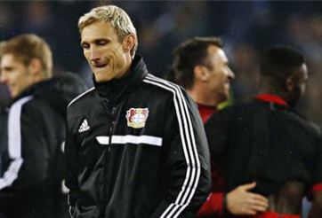 Huyền thoại của Liverpool bị Bayer Leverkusen sa thải