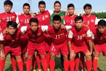 HLV Guillaume cân nhắc bổ sung thêm nhân sự cho U19 VN