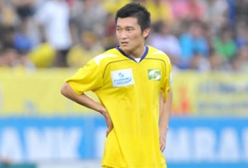 Đình Đồng phủ nhận chuyện giải nghệ sau án phạt nặng của VFF