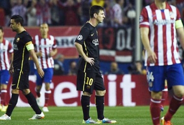 Video bóng đá: Messi nhạt nhoà trong ngày Barcelona bị loại khỏi Champions League