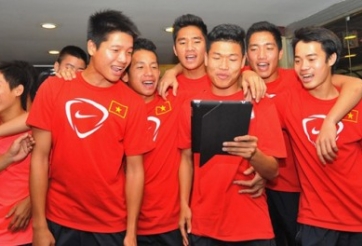 U19 Việt Nam vui nhộn với ca khúc ‘Anh không đòi quà’