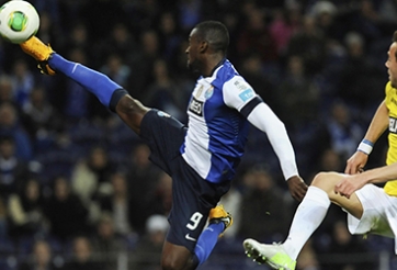 Vượt qua một loạt đại gia, AS Roma sắp sở hữu siêu tiền đạo