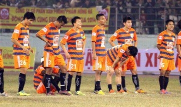 VFF ra quyết định đình chỉ thi đấu nhóm cầu thủ bán độ Ninh Bình