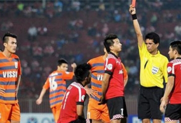 Điểm tin thể thao tối 15/4: Khởi tố vụ cầu thủ V.Ninh Bình bán độ