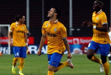 Video bàn thắng: Udinese 0-2 Juventus (VĐQG Italia 2013/14)