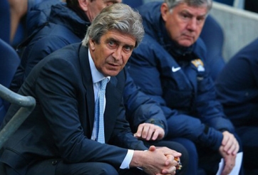 Man City không chịu được áp lực sau trận thua Liverpool