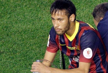 Barcelona mất 2 trụ cột sau trận Siêu kinh điển