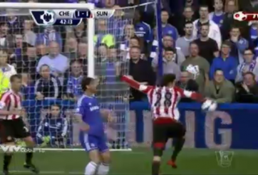 Video bóng đá: Chelsea bị mất oan một quả pen