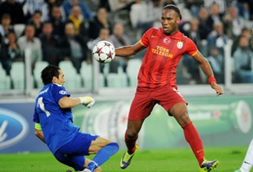 Italia đại chiến vì Drogba?