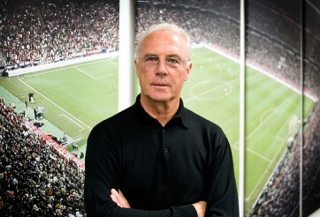 Huyền thoại Beckenbauer bực tức với lối đá của Bayern
