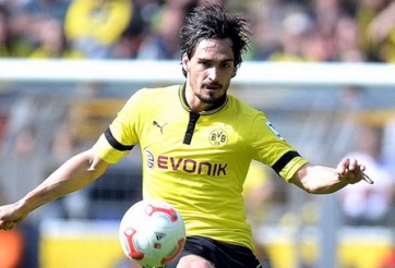Hummels sắp cập bến Barca