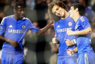 'Big Phil' mong Chelsea bị loại khỏi Champions League