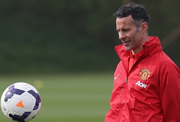 TRỰC TIẾP Man United - Norwich: Chờ tài của Ryan Giggs
