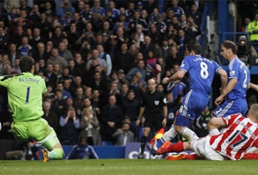 Cột mốc khó quên của Lampard trước Stoke City