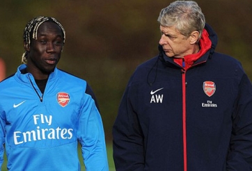 HLV Arsene Wenger bất lực trong việc giữ chân Sagna