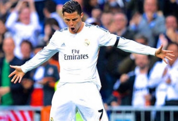 Ronaldo ghi 13 bàn trong 11 trận sau án treo giò