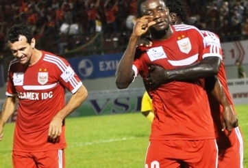 B.Bình Dương lần thứ hai chiếm ngôi đầu BXH V-League