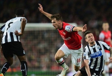Video bàn thắng: Arsenal 3-0 Newcastle (Ngoại hạng Anh 2013/14)
