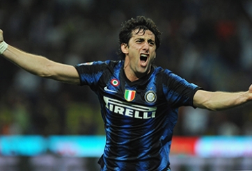 Hết hợp đồng, Milito về quê thi đấu