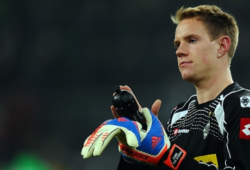 Video danh thủ: Tài năng của thủ thành Ter Stegen, ứng cử viên số 1 thay Victor Valdes