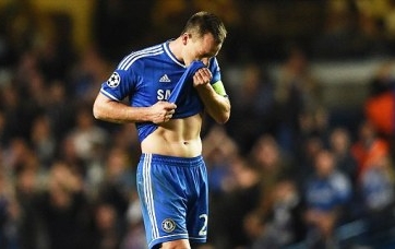 VIDEO Terry mắt đỏ hoe, đau đớn nhận thất bại