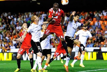 Valencia bị loại: “Cứ như Iniesta ghi bàn vào lưới Chelsea”