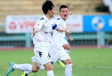 Công Vinh lập siêu phẩm giúp SLNA đánh bại ĐTLA