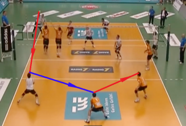 Video bóng chuyền: Pha đập bóng trúng đầu 3 cầu thủ đối phương