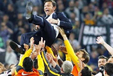 HLV Conte ca ngợi Scudetto lịch sử của Juventus