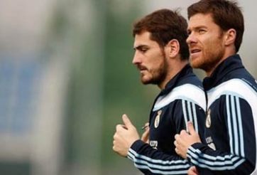 Sau Messi, Iker Casillas dính nghi án 'trốn thuế'